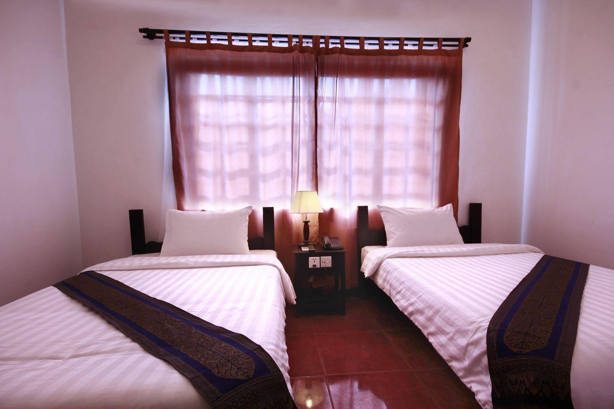 The Moon Villa Siem Reap Exterior foto